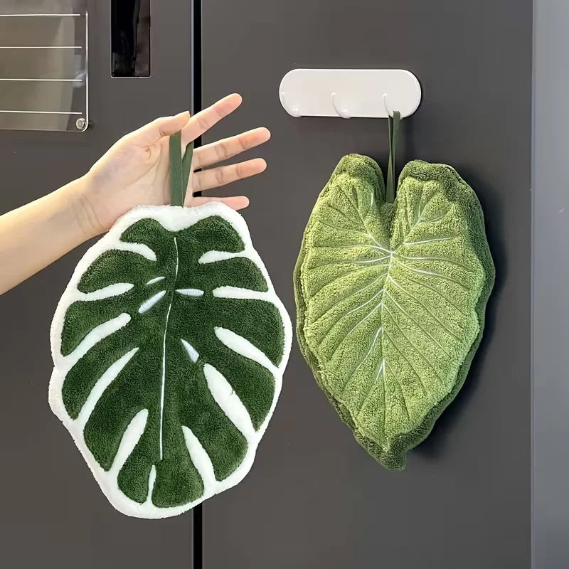 Leaf-Shaped Bathroom Hand Towel | Soft Absorbent Coral Fleece Cloth