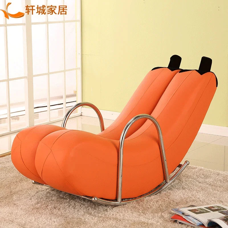 Silla mecedora Go Bananas - Cinco colores, diseño de cuero sintético o de felpa
