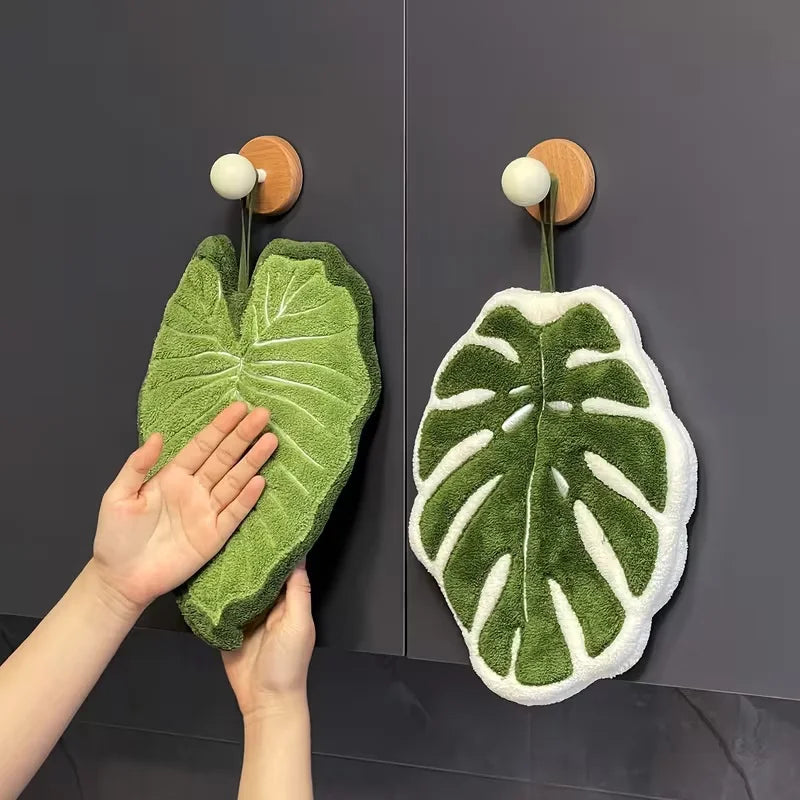 Leaf-Shaped Bathroom Hand Towel | Soft Absorbent Coral Fleece Cloth
