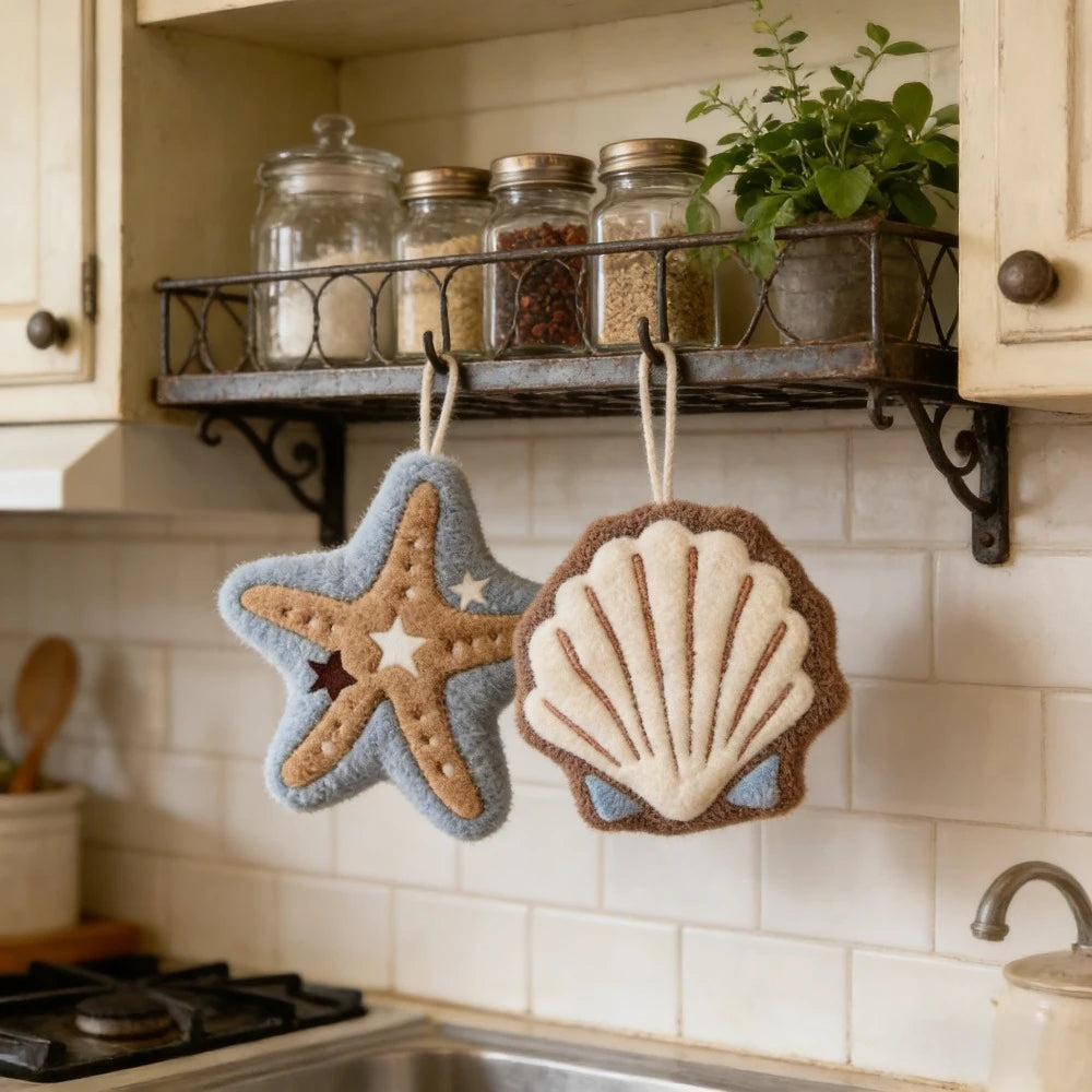 Ocean Shell & Starfish Absorbent Bath Towel | Coastal Sea Life Print