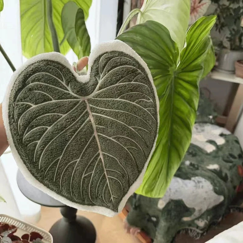 Leaf-Shaped Hand Towel – Hanging Kitchen Handkerchief
