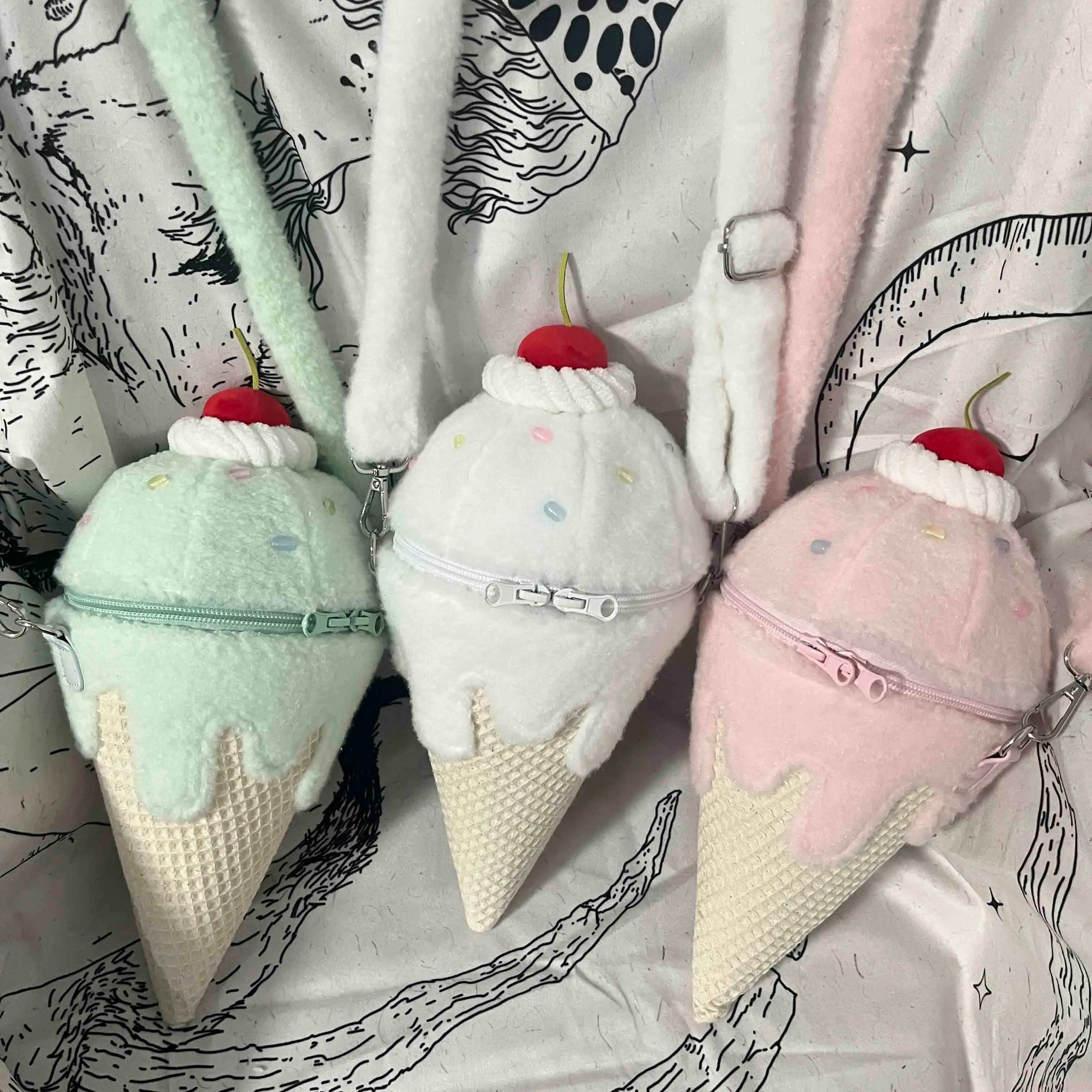 Plush Ice Cream Shoulder Bag – A Kawaii Plushie with Sweet Style plush toy – – – Image 5 | Plushie Produce