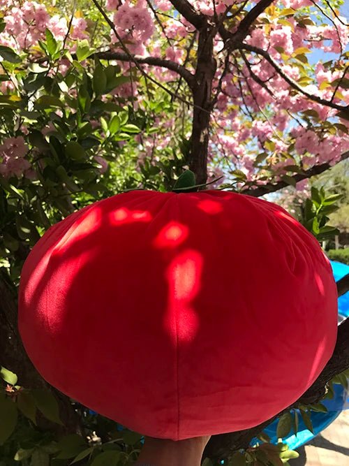 Plushie Realistic Tomato, 14" | 35 cm plush toy – – – Image 2 | Plushie Produce