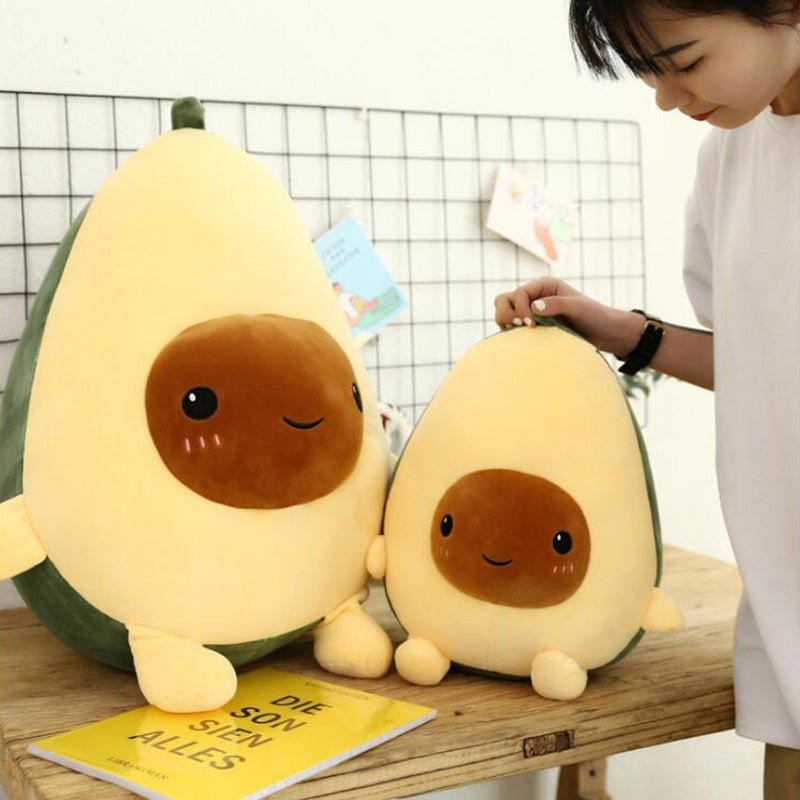 Plushie Jumbo Smiling Avocado, 12-24" | 30-60 cm plush toy – – – Image 6 | Plushie Produce