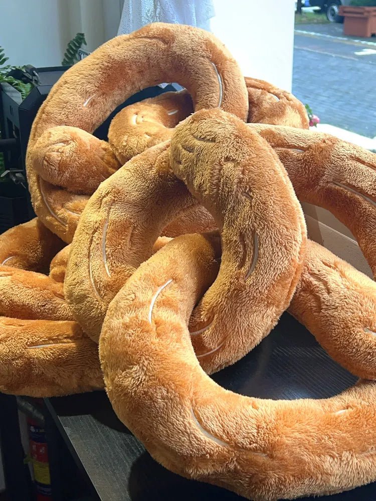 Plushie Realistic Giant Pretzel, 18" | 45 cm plush toy – – – Image 5 | Plushie Produce