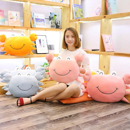 Smiling Crab Plushie, 18-24" | 45-60 cm