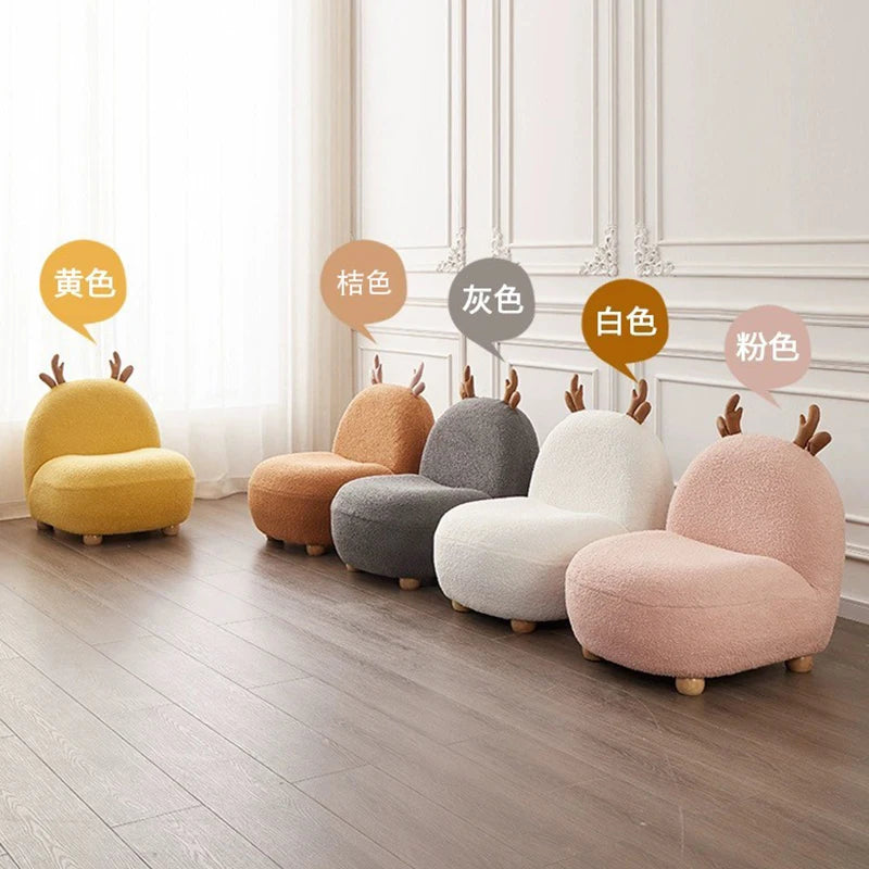 Silla Infantil Minimalista Inspirada en Ciervos – Cinco Colores