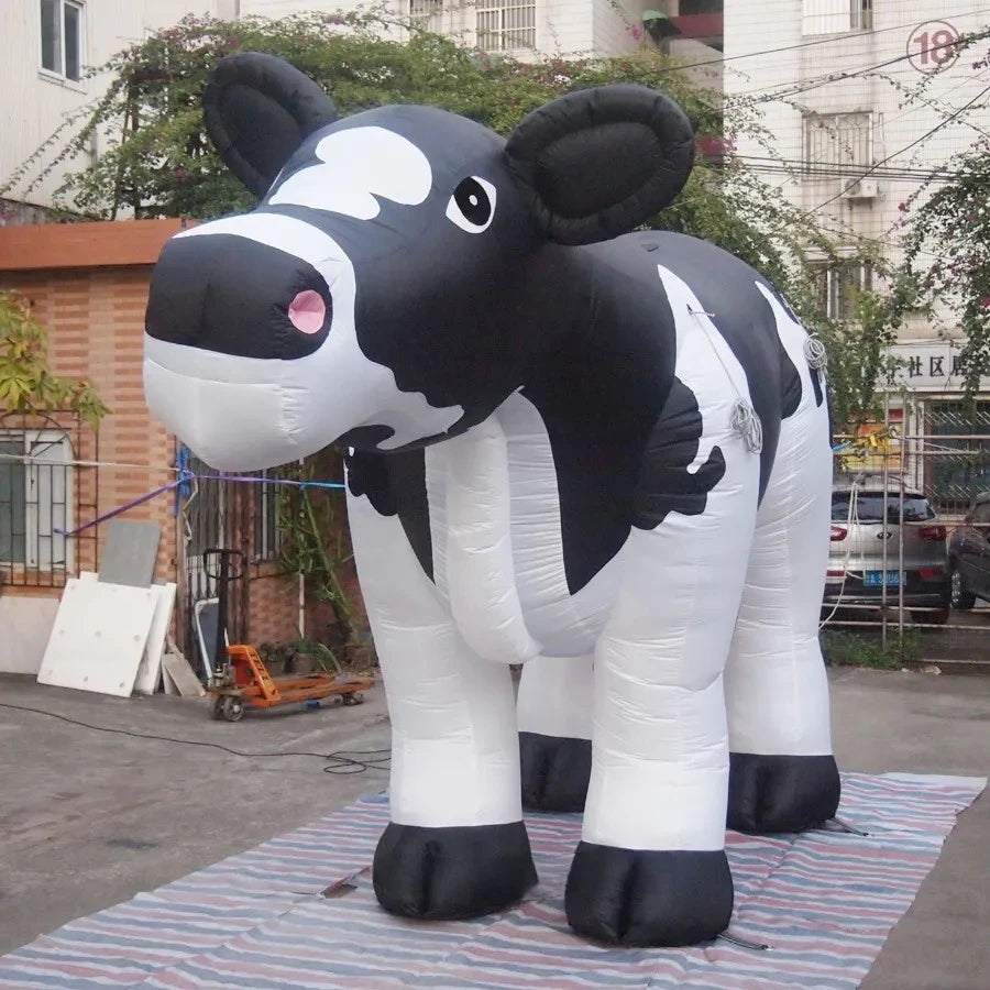 Vache Gonflable Debout Réaliste – Décor Animal à Taille Réelle Personnalisable
