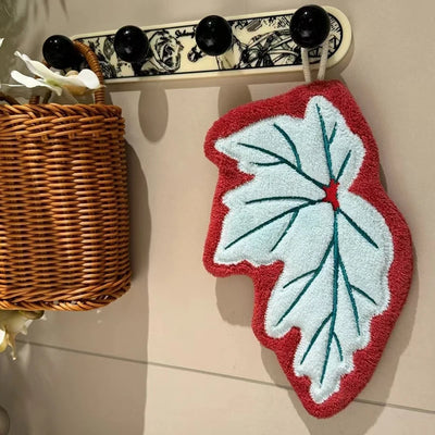 Leaf-Shaped Hand Towel – Hanging Kitchen Handkerchief