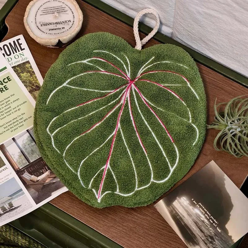 Leaf-Shaped Hand Towel – Hanging Kitchen Handkerchief