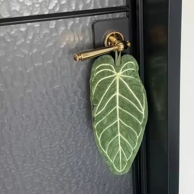 Plant-Themed Coral Fleece Hanging Hand Towel – Thickened