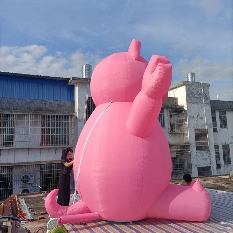 Giant Inflatable Pig – Customizable Lawn Decoration