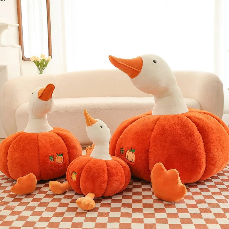 Ganso de peluche dentro de una calabaza, 10-20" | 25-50 centímetros