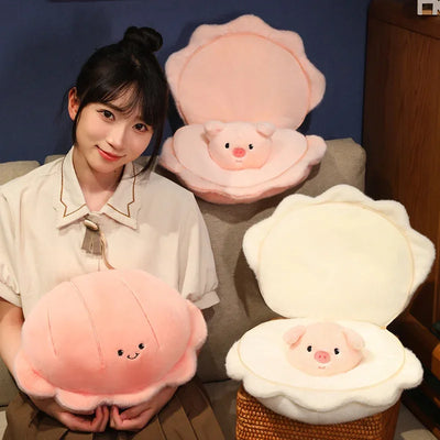 Piggy Pearl Clam Plushie, 22" | 55 cm plush toy – – – Image 3 | Plushie Produce