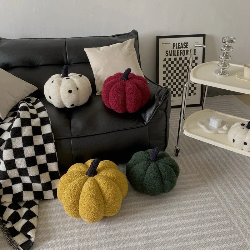 Calabaza decorativa de peluche realista, 24 estilos, 7-14" | 18-35 centímetros