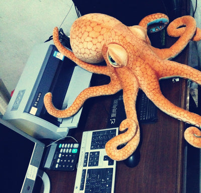 Authentic Common Octopus Plushie, 22-33" | 55-85 cm plush toy – – – Image 7 | Plushie Produce